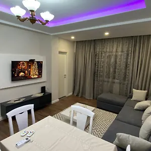 Komatas Modern In Bllok Area , Tirana Albanien
