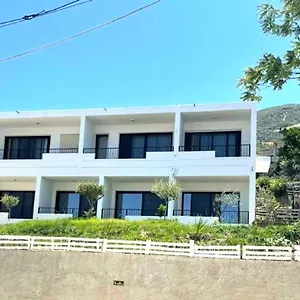 Hotel Xhindi